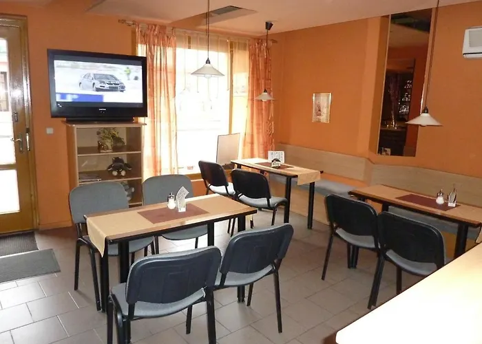 Vis A Vis Třebíč